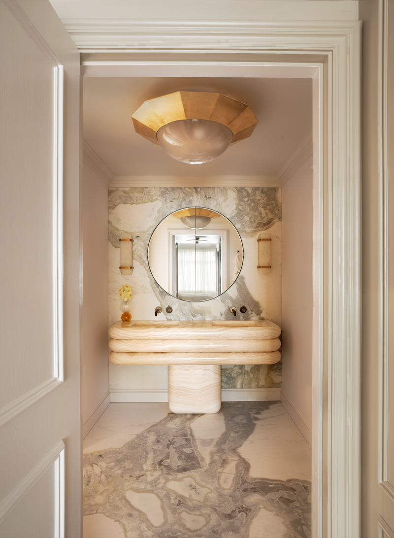 A JEWEL BOX IN THE CITY